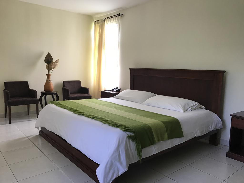 La Quinta San Andres Hotel Ibarra Exterior photo